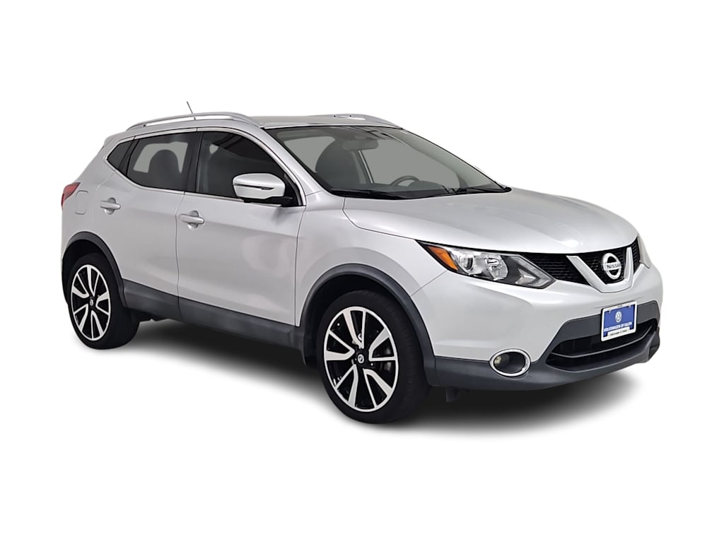Thumbnail: 2017 Nissan Rogue Sport - 23