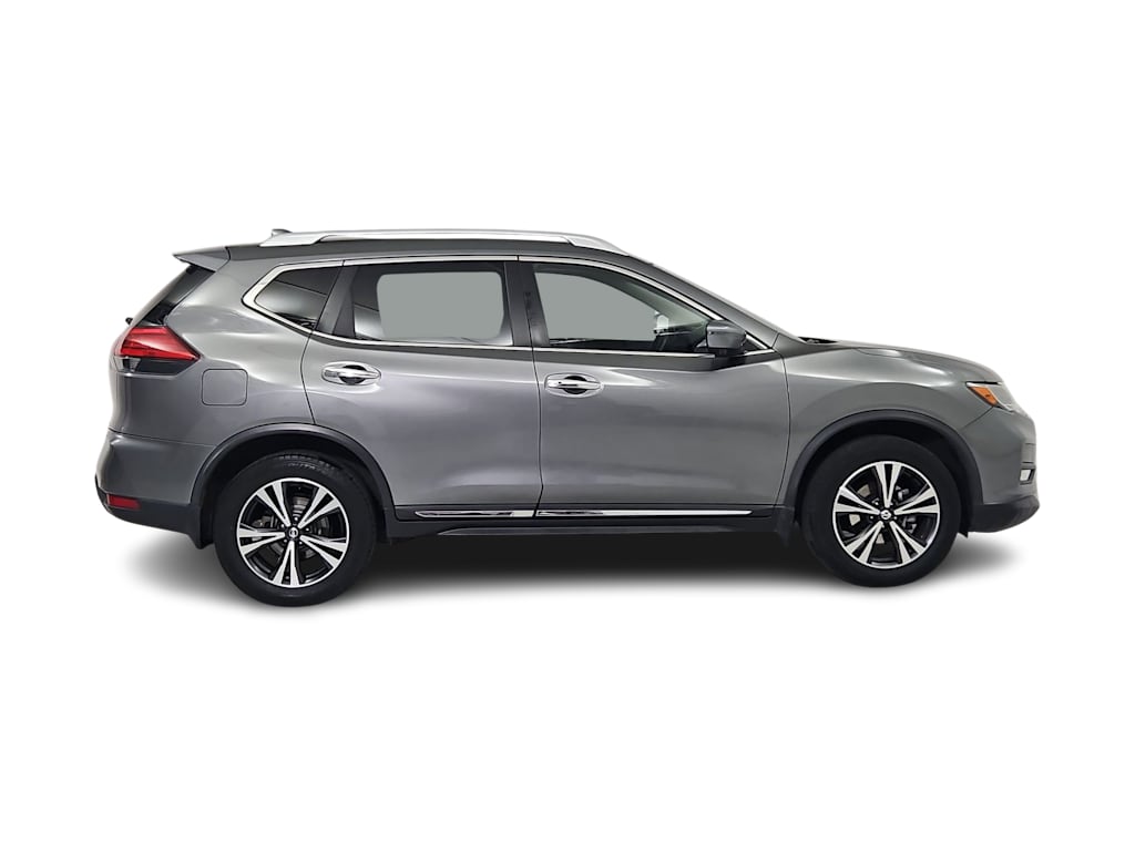 Thumbnail: 2017 Nissan Rogue - 23