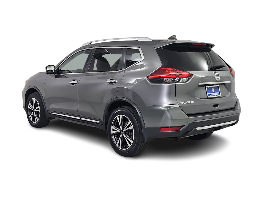 Thumbnail: 2017 Nissan Rogue - 4