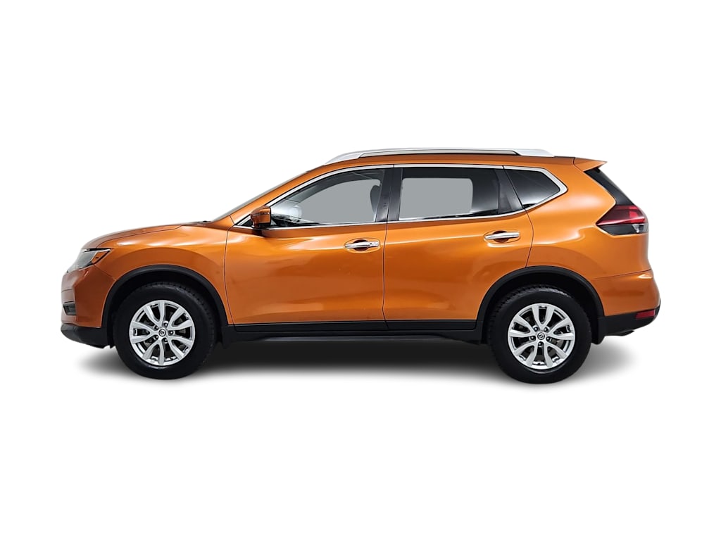 Thumbnail: 2018 Nissan Rogue - 3