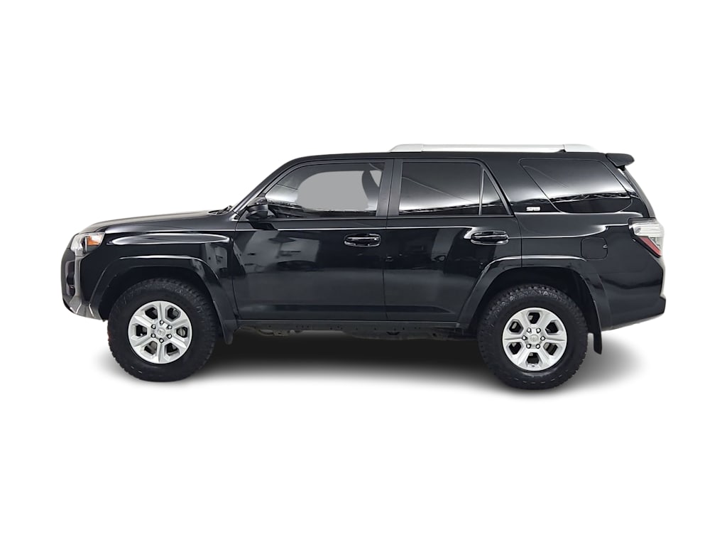 Thumbnail: 2018 Toyota 4Runner - 3
