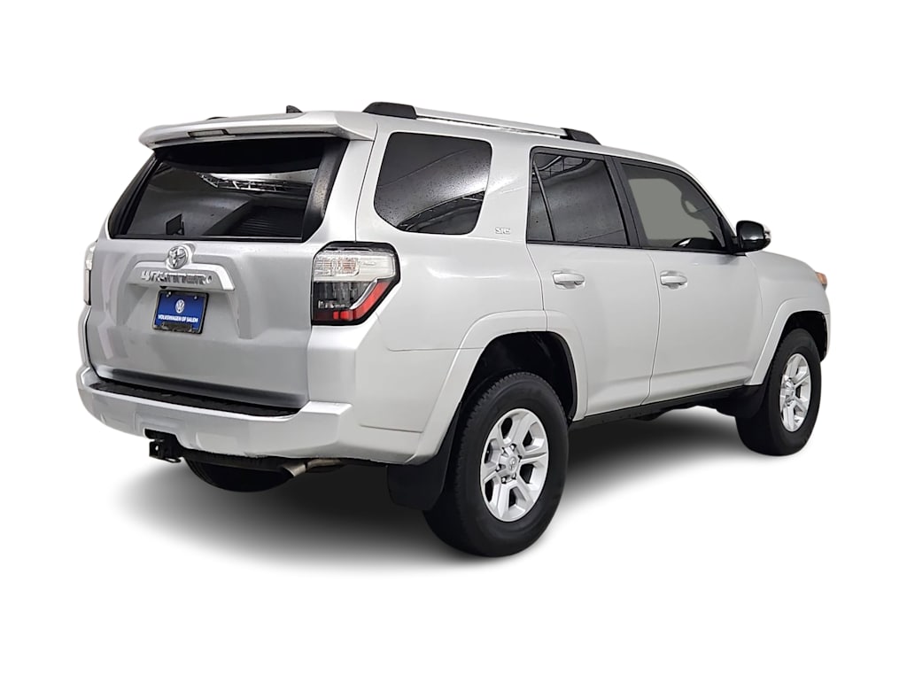 Thumbnail: 2019 Toyota 4Runner - 22