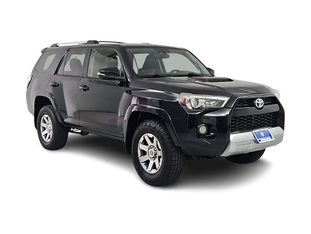 Thumbnail: 2016 Toyota 4Runner - 24