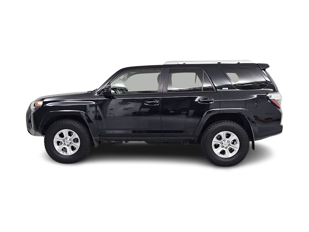 Thumbnail: 2018 Toyota 4Runner - 3