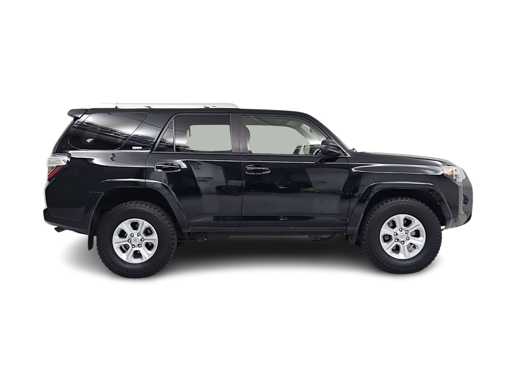 Thumbnail: 2018 Toyota 4Runner - 22