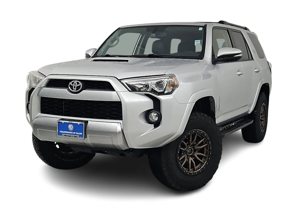 Used 2019 Toyota 4Runner TRF Off-Road Premium with VIN JTEBU5JR8K5650252 for sale in Medford, OR