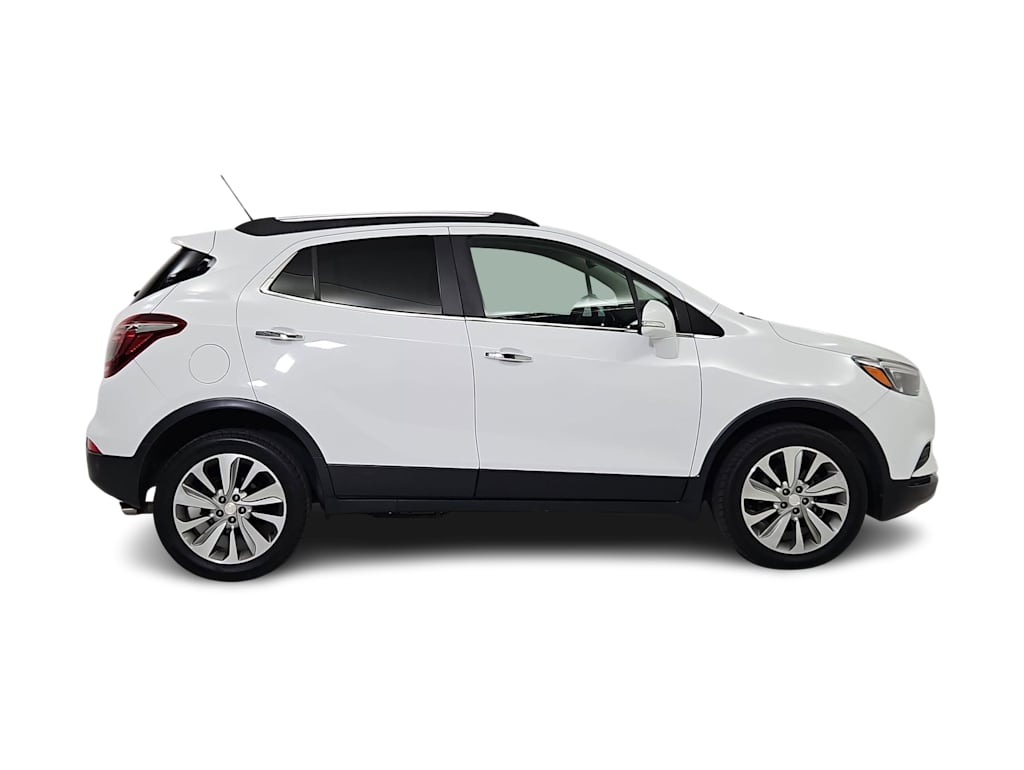 Thumbnail: 2017 Buick Encore - 21