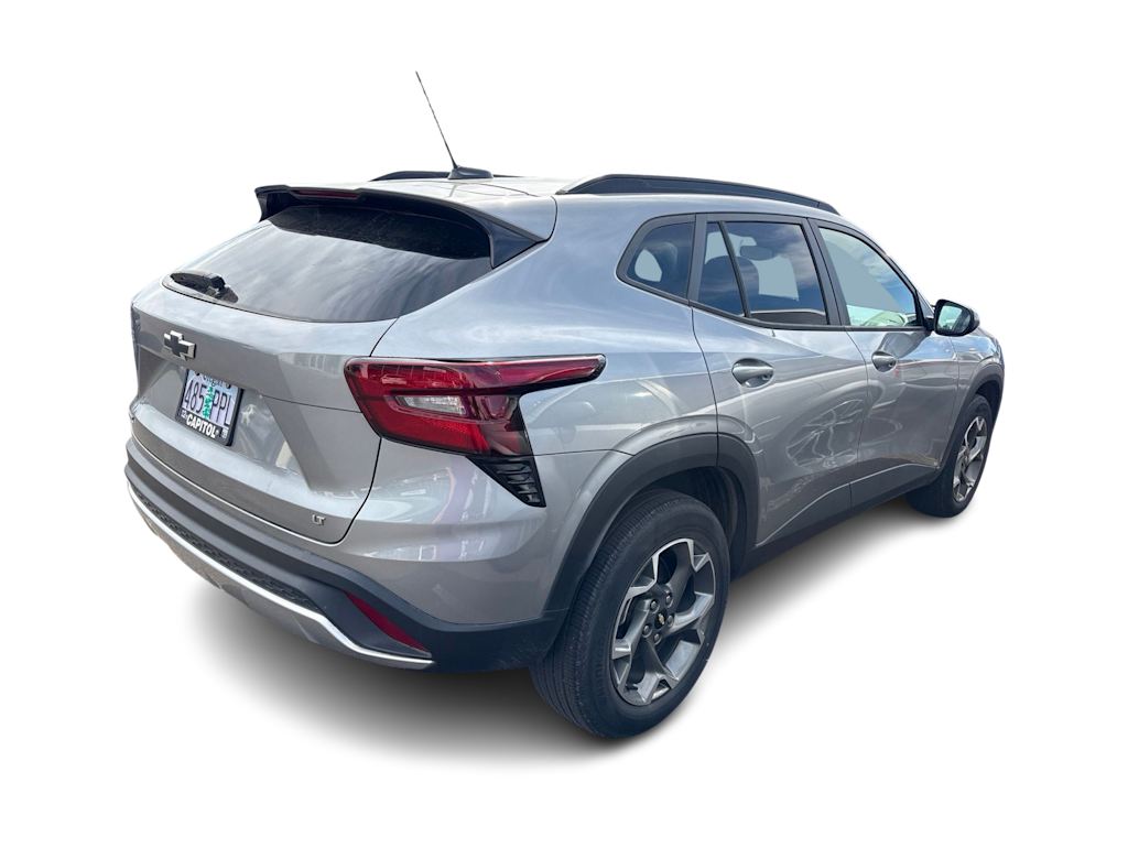 Thumbnail: 2024 Chevrolet Trax - 9