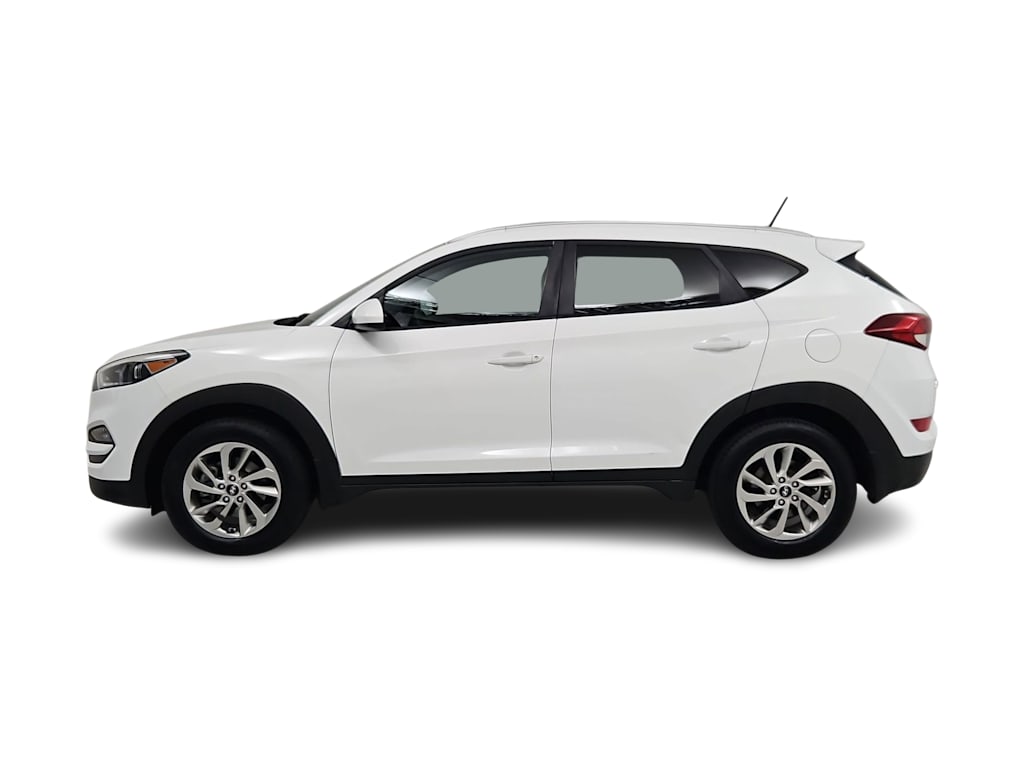 Thumbnail: 2017 Hyundai Tucson - 3