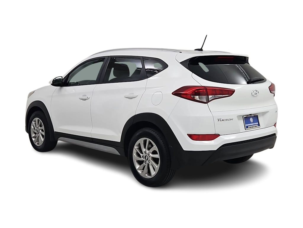 Thumbnail: 2017 Hyundai Tucson - 4