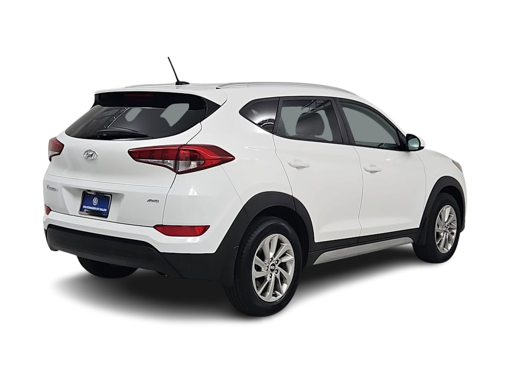 Thumbnail: 2017 Hyundai Tucson - 21