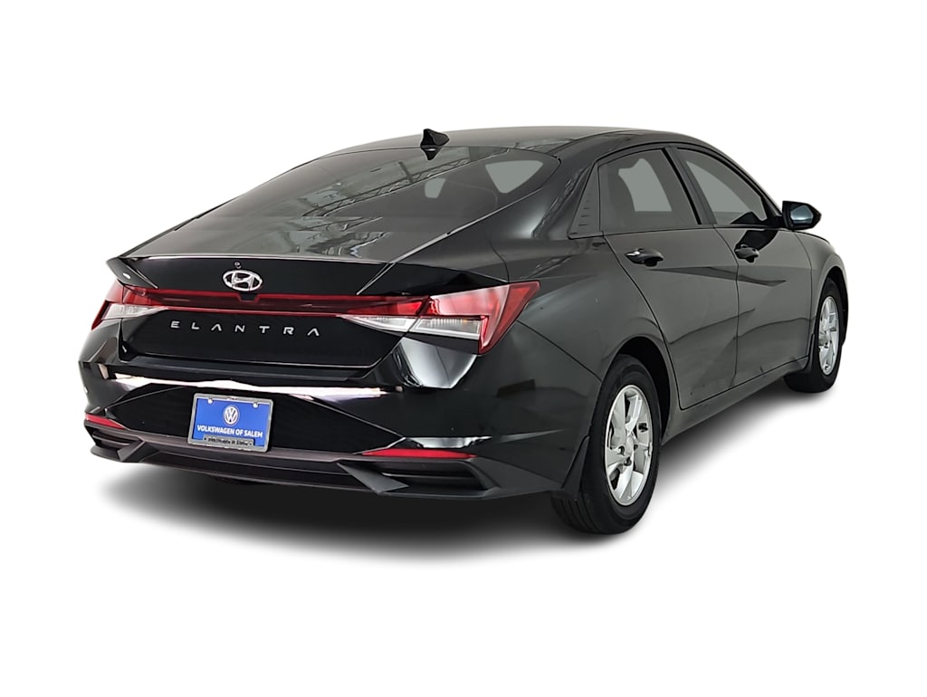 Thumbnail: 2023 Hyundai Elantra - 20
