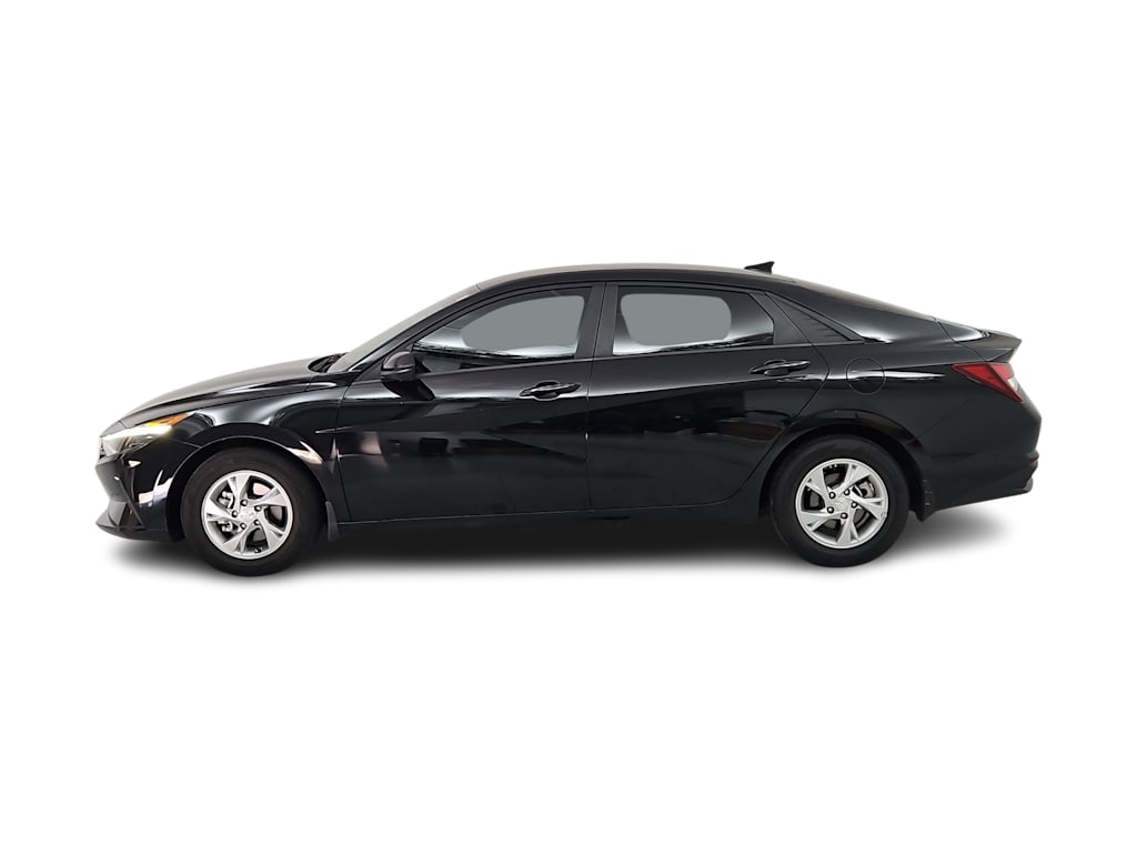 Thumbnail: 2023 Hyundai Elantra - 3