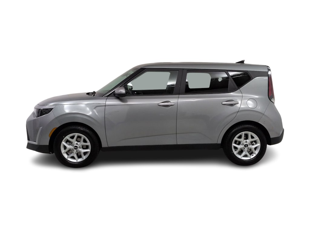 Thumbnail: 2023 Kia Soul - 3