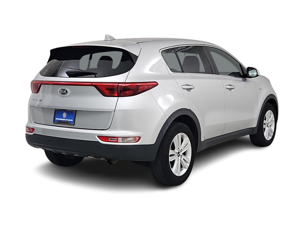 Thumbnail: 2017 Kia Sportage - 21