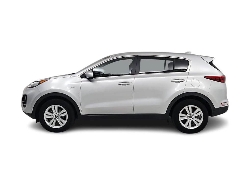 Thumbnail: 2017 Kia Sportage - 3