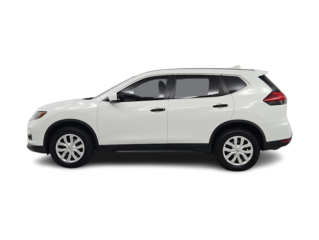 Thumbnail: 2017 Nissan Rogue - 3