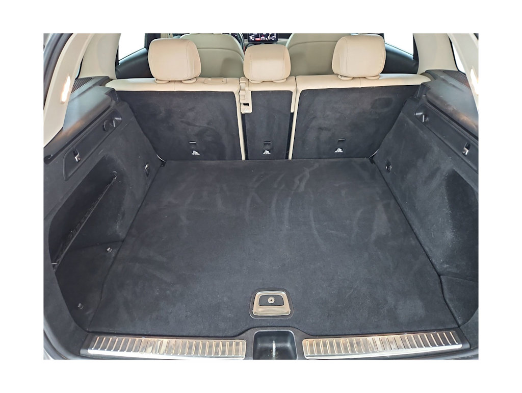 Thumbnail: 2022 Mercedes-Benz GLC - 18