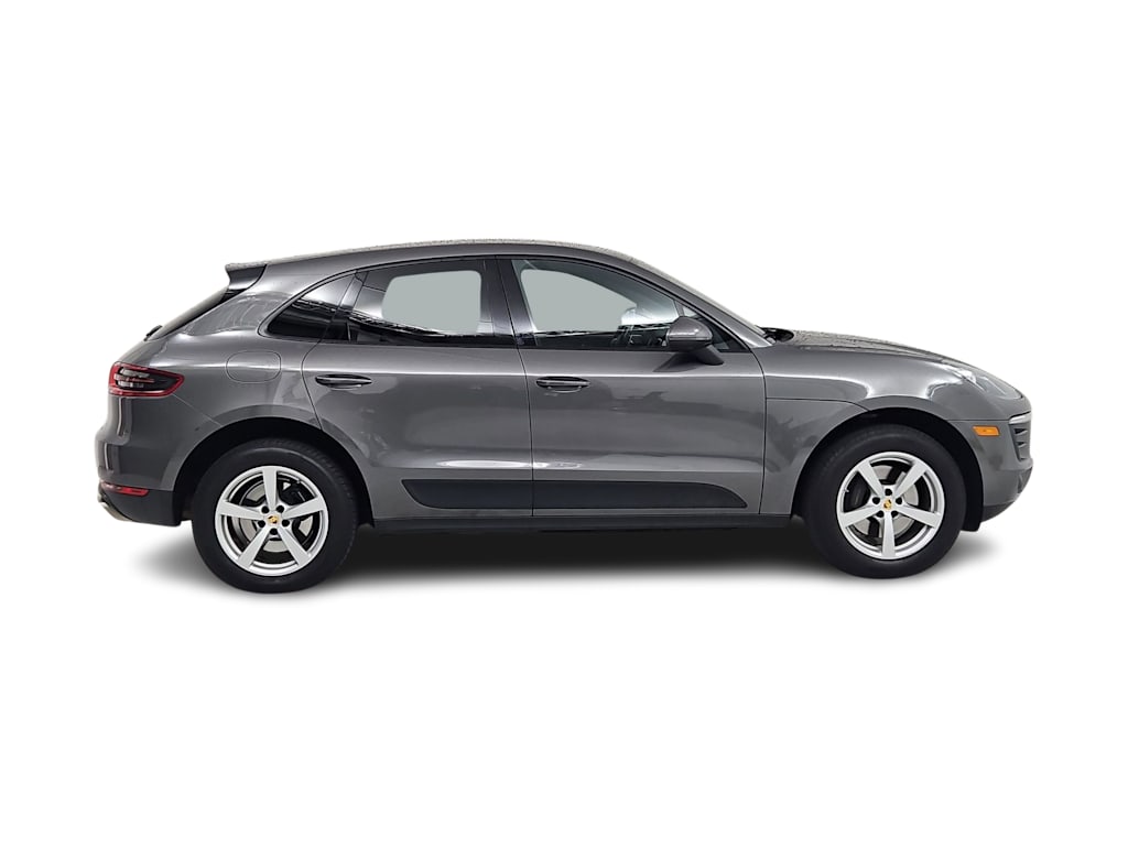 Thumbnail: 2018 Porsche Macan - 22