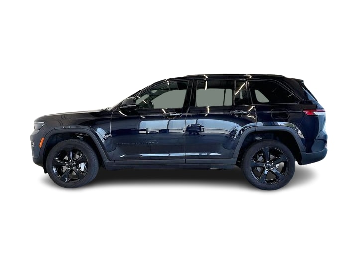 Thumbnail: 2024 Jeep Grand Cherokee - 3