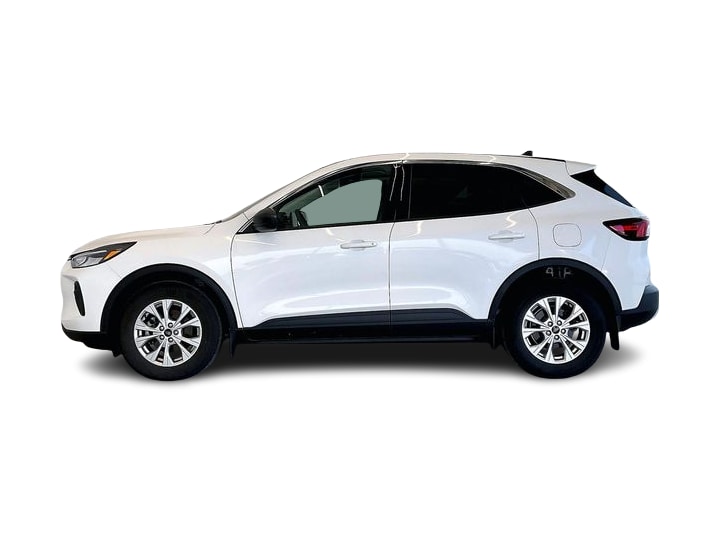 Thumbnail: 2023 Ford Escape - 3