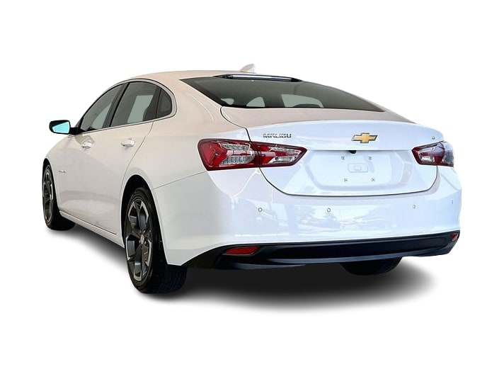 Thumbnail: 2022 Chevrolet Malibu - 4