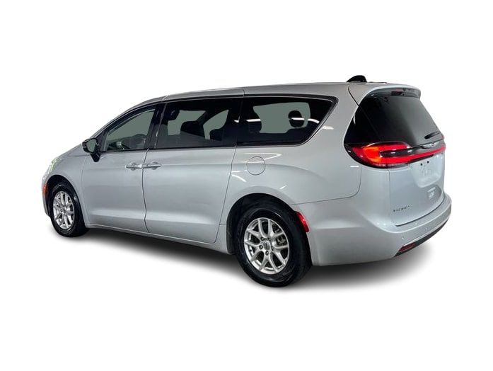 Thumbnail: 2024 Chrysler Pacifica - 2