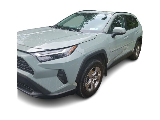 Used 2022 Toyota RAV4 XLE with VIN 2T3P1RFV8NW294057 for sale in Kansas City