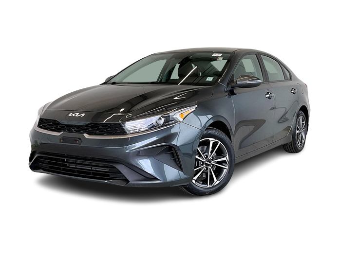 Used 2022 Kia FORTE LXS with VIN 3KPF24AD1NE475362 for sale in Hudson, WI