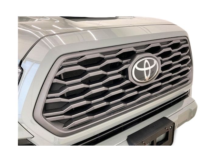 Thumbnail: 2023 Toyota Tacoma - 33
