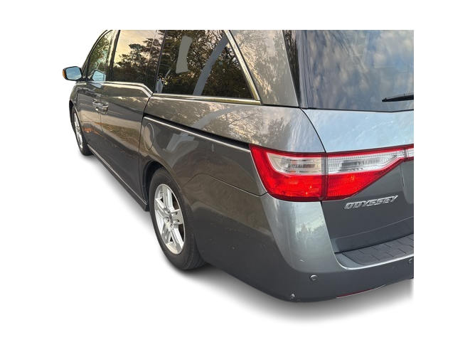 Thumbnail: 2012 Honda Odyssey - 4