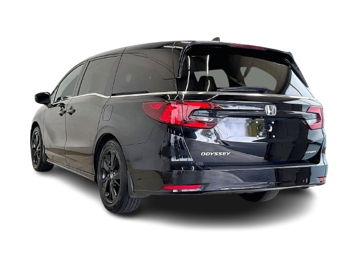 Thumbnail: 2023 Honda Odyssey - 4