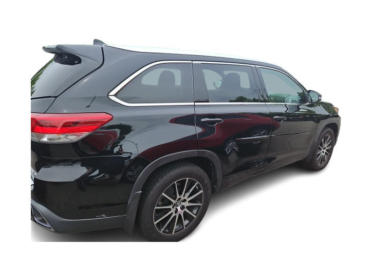 Thumbnail: 2019 Toyota Highlander - 12