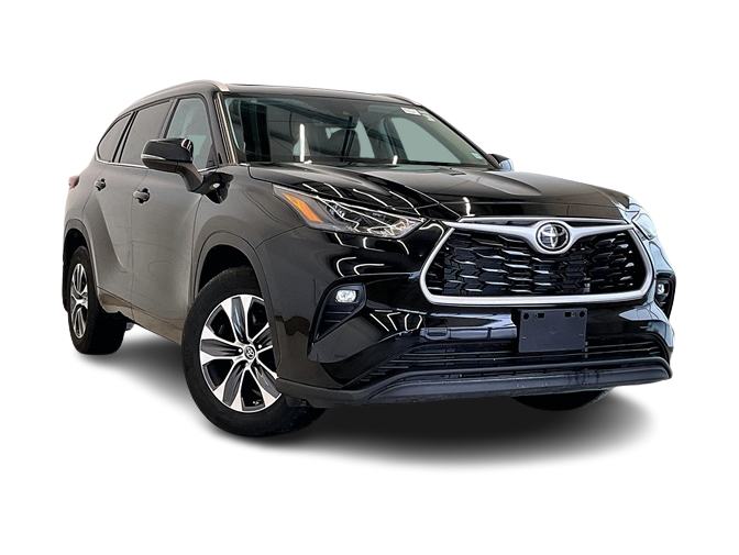 2022 Toyota Highlander XLE 24