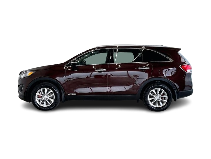 Thumbnail: 2016 Kia Sorento - 3