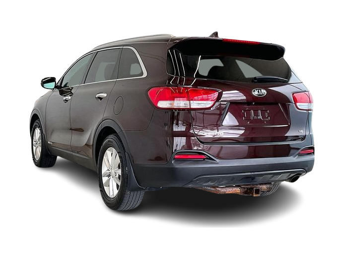 Thumbnail: 2016 Kia Sorento - 4