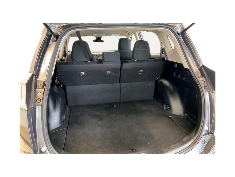 Thumbnail: 2018 Toyota RAV4 - 19