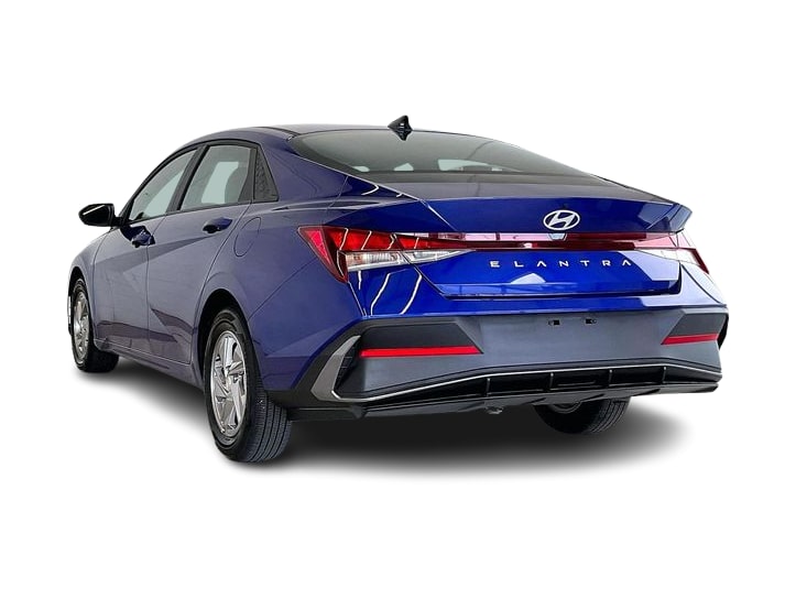 Thumbnail: 2024 Hyundai Elantra - 4