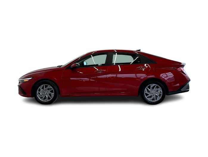 2024 Hyundai Elantra SEL 3