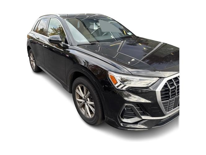 Thumbnail: 2021 Audi Q3 - 9