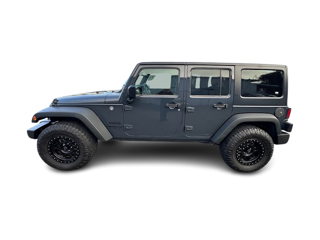 Thumbnail: 2016 Jeep Wrangler - 3