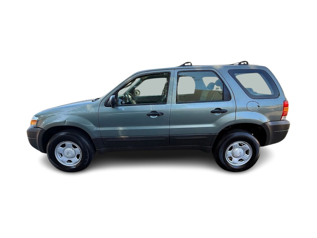 Thumbnail: 2005 Ford Escape - 3