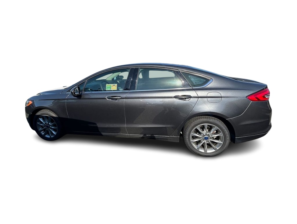 Thumbnail: 2017 Ford Fusion - 3