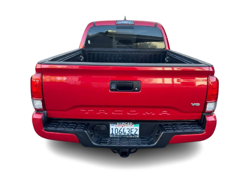Thumbnail: 2017 Toyota Tacoma - 4