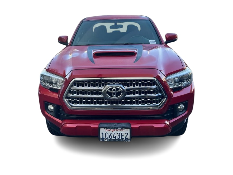 Thumbnail: 2017 Toyota Tacoma - 5