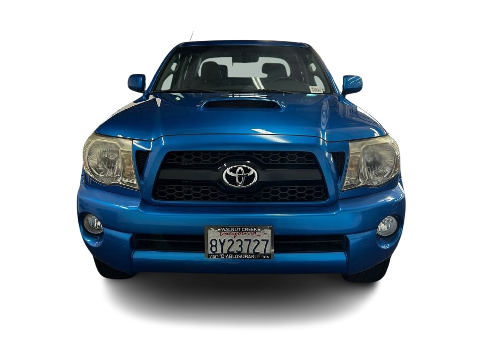 Thumbnail: 2011 Toyota Tacoma - 5