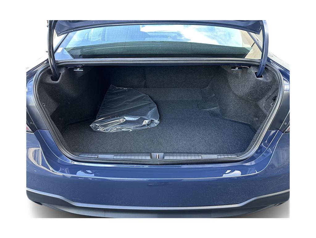 Thumbnail: 2025 Subaru Legacy - 16