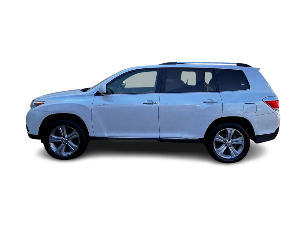 Thumbnail: 2013 Toyota Highlander - 3