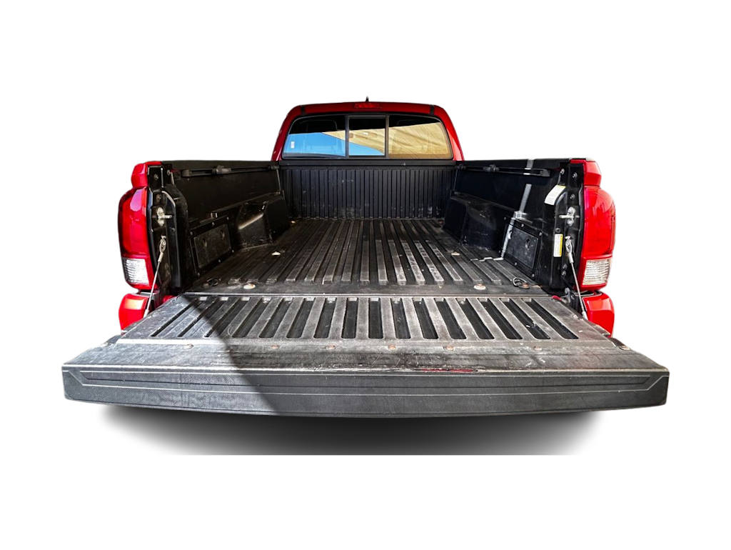 Thumbnail: 2017 Toyota Tacoma - 17