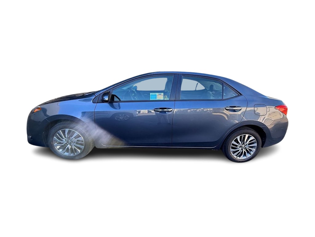 Thumbnail: 2017 Toyota Corolla - 3